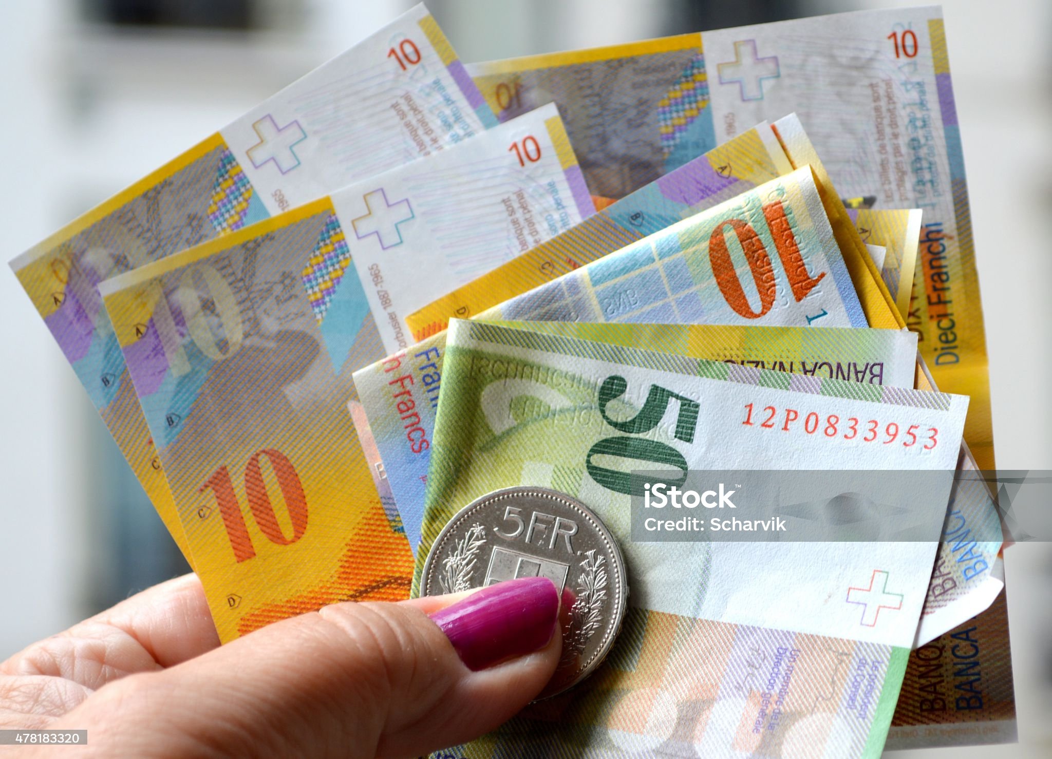 Adwokat pomoże w unieważnieniu kredytu frankowego w Tarnowskich G&oacute;rach